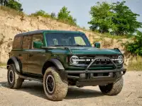 Ford Bronco 4-Door Puzzle background