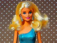 Blonde Dolls Hairstyle Jigsaw background
